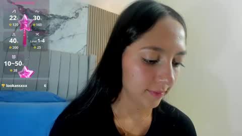 Snapshot of alaialester chatting on April 13, 8:36 pm A L A I A online show from April 13, 8:36 pm