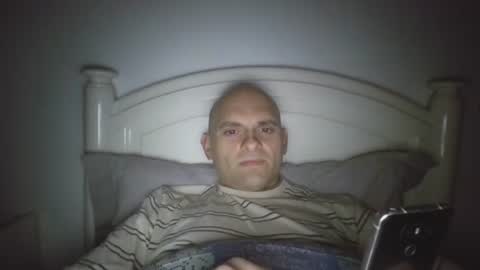 Snapshot of alain766 chatting on May 4, 9:44 pm alain766 online show from May 4, 9:44 pm