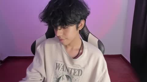 Snapshot of alan18n chatting on January 21, 3:37 am alan18n online show from January 21, 3:37 am