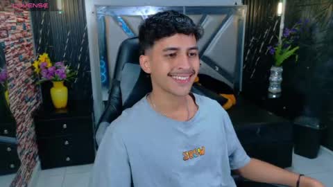 Snapshot of alan_del_reyx chatting on September 29, 7:13 am ALAN DEL REY online show from September 29, 7:13 am