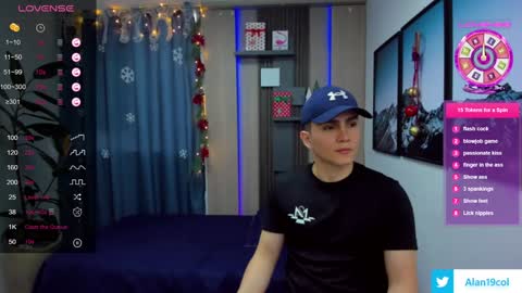 Snapshot of alan_nd_kevin chatting on December 28, 11:30 am Alan  Kevin can we reach 100 thumbs up please guys  online show from December 28, 11:30 am