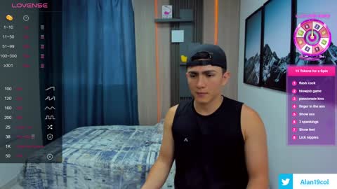 Snapshot of alan_nd_kevin chatting on January 14, 11:31 am Alan  Kevin can we reach 100 thumbs up please guys  online show from January 14, 11:31 am