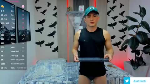 Snapshot of alan_nd_kevin chatting on October 11, 7:12 pm Alan  Kevin can we reach 100 thumbs up please guys  online show from October 11, 7:12 pm