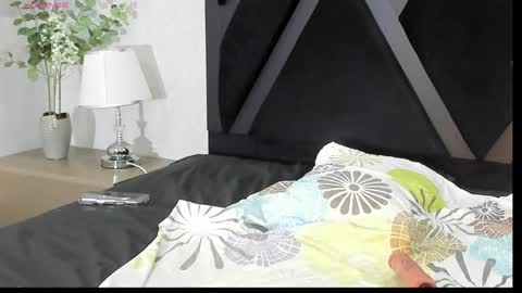 alan_salazar online show from May 22, 6:35 pm
