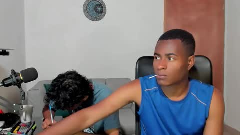 Alan and Criss - WE JUST FRIENDS WITH BENEFITS BOTH VERS online show from February 11, 2:27 am