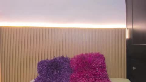 A L A N A  online show from January 16, 11:14 am