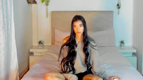             online show from February 1, 3:05 am