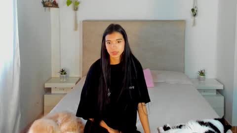             online show from February 4, 5:52 pm