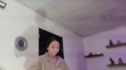 Maeve  online show from February 4, 10:21 am