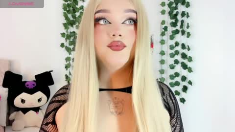 Snapshot of alana_muller_ chatting on May 29, 7:28 am Alana Muller online show from May 29, 7:28 am