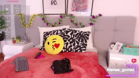 Snapshot of alanaa_gomez chatting on September 25, 12:20 pm Alanaa online show from September 25, 12:20 pm