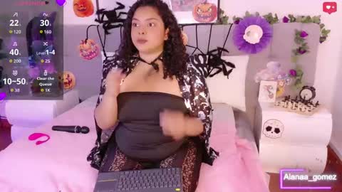 Snapshot of alanaa_gomez chatting on October 7, 4:04 pm Alanaa online show from October 7, 4:04 pm