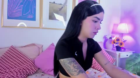 Snapshot of alanaa_rosse chatting on February 18, 12:23 pm ALANA online show from February 18, 12:23 pm