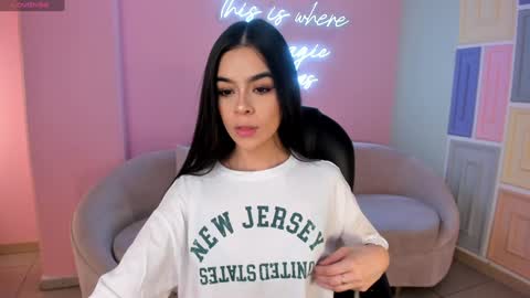 Alana online show from February 9, 2:49 am