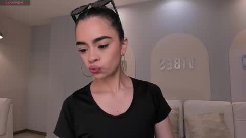 Alana online show from November 1, 12:40 pm