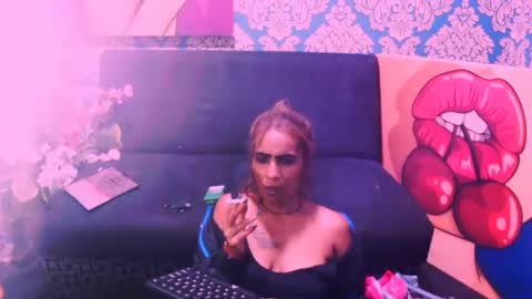 Snapshot of alanadelray chatting on February 27, 8:28 am alanadelray online show from February 27, 8:28 am