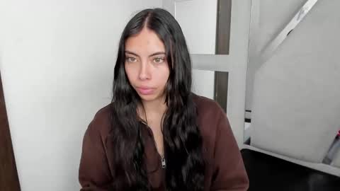 Alana hot online show from January 18, 5:00 am