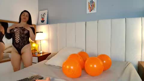 Snapshot of alanawestt chatting on October 16, 7:37 pm alanawestt online show from October 16, 7:37 pm