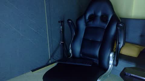 Alan Ferrer online show from March 13, 10:22 am