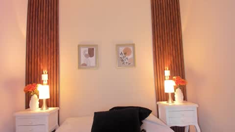 Alanna online show from February 6, 3:37 pm