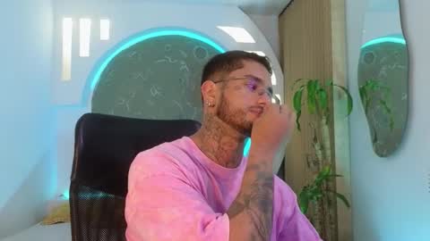 alan online show from March 2, 11:17 am