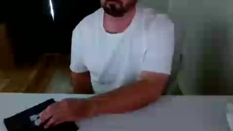 Snapshot of alaska4411 chatting on June 25, 8:35 pm John online show from June 25, 8:35 pm