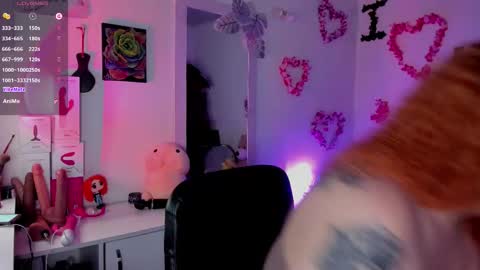 Caro online show from February 16, 2:35 pm