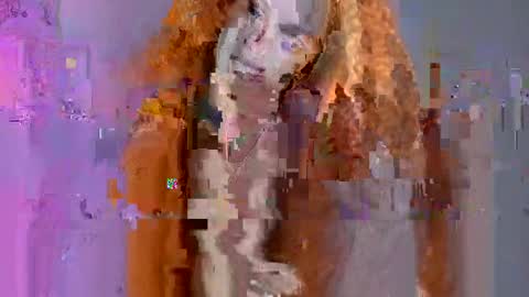 Snapshot of alaska_colors chatting on May 17, 1:51 pm Caro online show from May 17, 1:51 pm