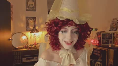 Snapshot of alaskagrace chatting on February 6, 5:35 am Alaska Grace       online show from February 6, 5:35 am