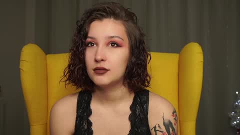 Snapshot of albertaellen chatting on January 21, 3:10 pm Hi all. My name is Stela and this is my first day here online show from January 21, 3:10 pm