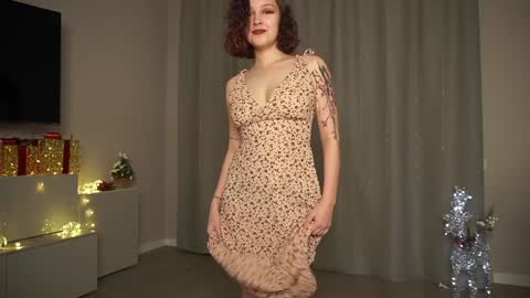 Snapshot of albertaellen chatting on January 21, 7:39 pm Hi all. My name is Stela and this is my first day here online show from January 21, 7:39 pm