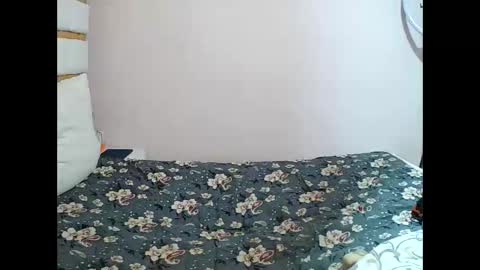 albertine1504 online show from February 15, 9:11 pm