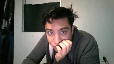 albertoarenas16 online show from May 23, 5:12 am