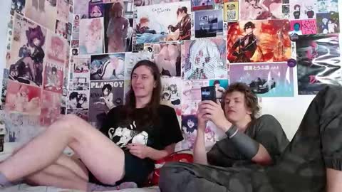 Snapshot of albertpainhate chatting on October 12, 3:38 am Albert You can ------------ support me at online show from October 12, 3:38 am