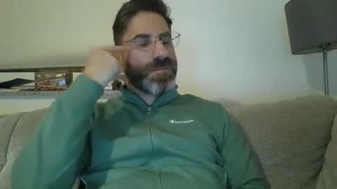 Snapshot of alcatrazcage chatting on December 3, 8:50 pm Alcatrazcage online show from December 3, 8:50 pm