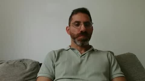 Snapshot of alcatrazcage chatting on October 16, 11:11 am Alcatrazcage online show from October 16, 11:11 am