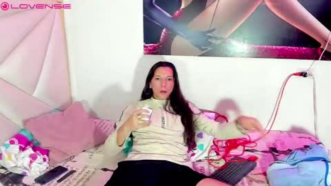 ale_noah_xxx online show from April 7, 9:10 am