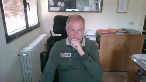 aleandela online show from April 19, 3:33 pm