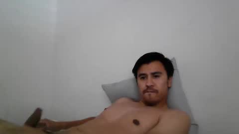 Snapshot of aleccksz chatting on December 3, 11:03 pm PoonHandler online show from December 3, 11:03 pm