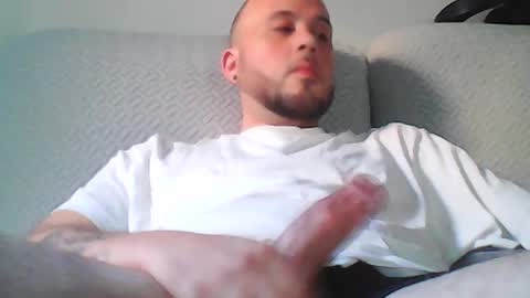 Snapshot of aleeexxxx4u chatting on June 29, 8:09 am aleeexxxx4u online show from June 29, 8:09 am