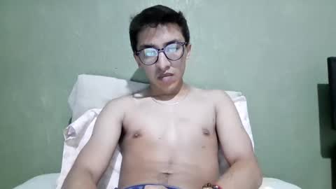 aleexrune online show from October 9, 12:30 am