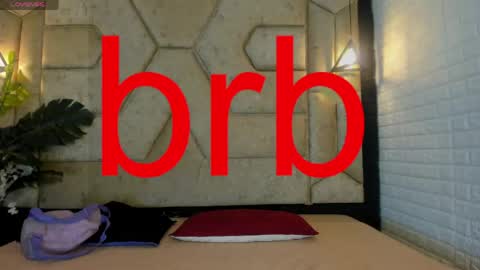 aleja__slav3 online show from April 17, 10:24 pm