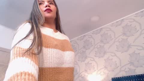 Snapshot of aleja_gh1 chatting on January 24, 1:45 am 1 online show from January 24, 1:45 am