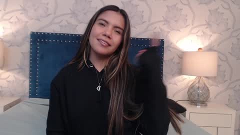 Snapshot of aleja_gh1 chatting on January 25, 1:43 am 1 online show from January 25, 1:43 am