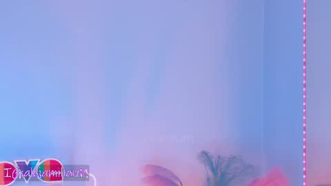 Snapshot of alejamillan1 chatting on July 15, 5:02 am night GTM -5 online show from July 15, 5:02 am