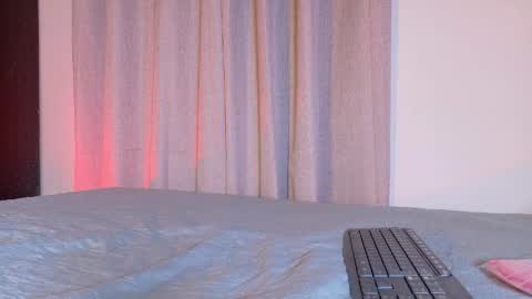 alejandra_dunn1 online show from May 26, 6:59 pm