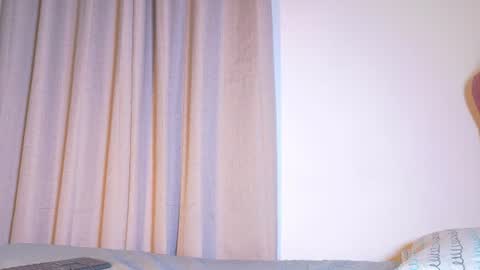 Snapshot of alejandra_dunn1 chatting on June 11, 11:47 pm alejandra_dunn1 online show from June 11, 11:47 pm