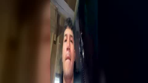 Snapshot of alejandro_miuller chatting on June 20, 11:46 am alejandro_miuller online show from June 20, 11:46 am