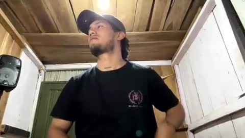 Snapshot of alejandro_miuller chatting on July 20, 11:51 pm alejandro_miuller online show from July 20, 11:51 pm