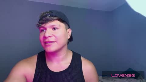 Snapshot of alejandro_vt chatting on October 29, 2:36 am Alejandro G online show from October 29, 2:36 am